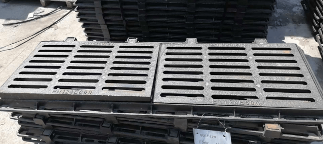 永昌球墨铸铁连体双篦展示